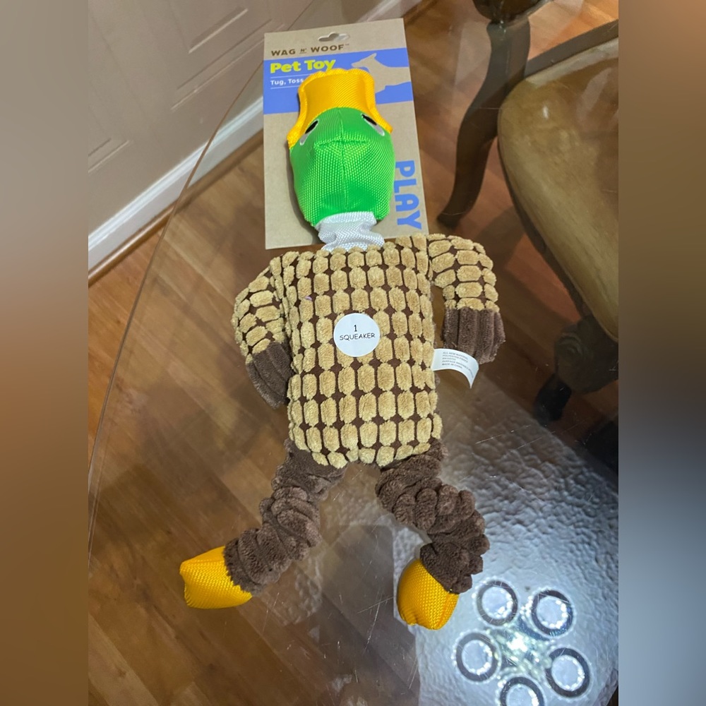 Jmle - Brand New Wag N Woof  Dog Toy With Squeaker 14”